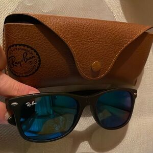 RAY BAN RB2132 55 18M MATTE BLACK MIRRORED BLUE WAYFARER SUNGLASSES w/CASE